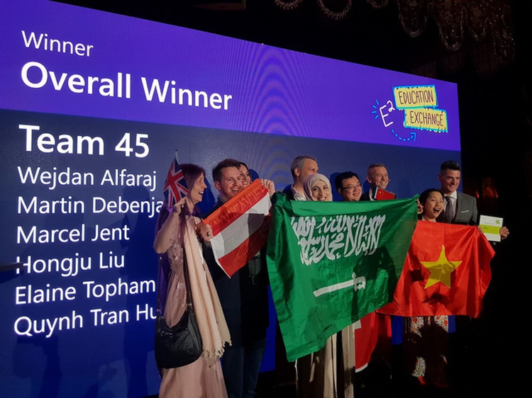 Vietnamese teacher honored at Microsoft Education Exchange