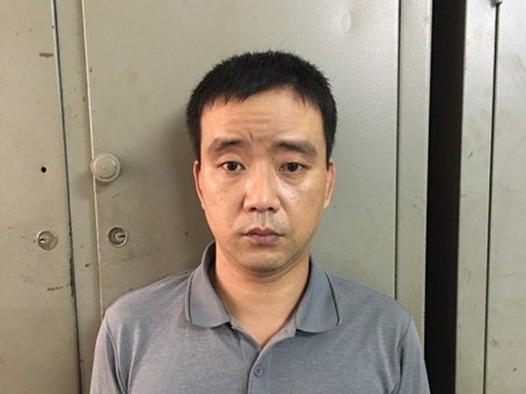 Hanoi man probed for luring 11-yo girl into alley for alleged molestation