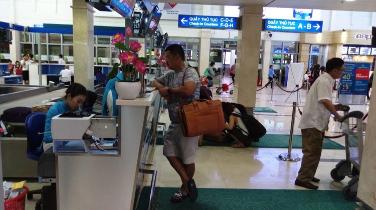 Vietnam Airlines to launch phone check-in service