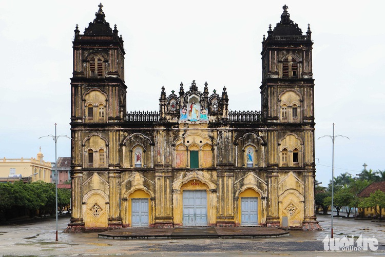 One last look at 134-year-old Vietnamese cathedral on verge of disassembly