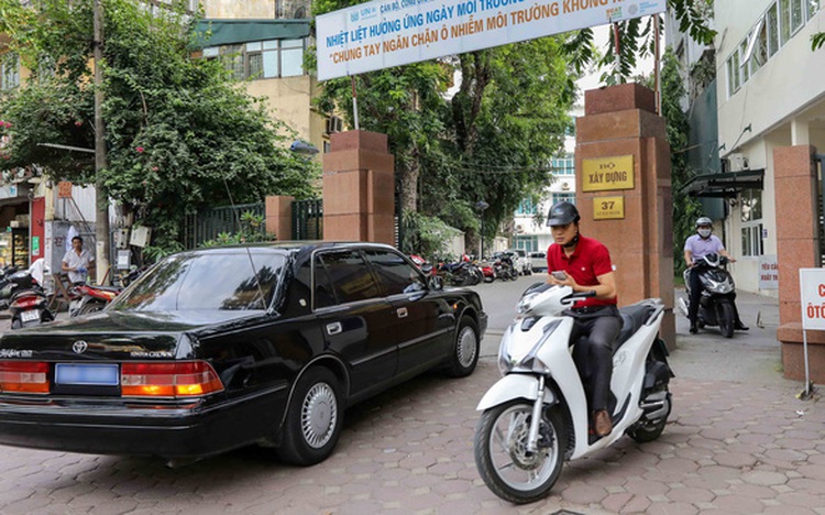 Inspectors of Vietnam’s construction ministry arrested for allegedly demanding bribes