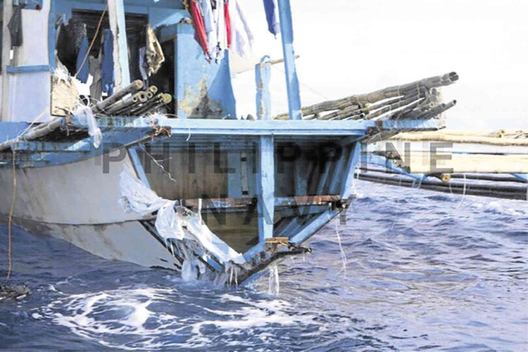 Vietnam to reward fishermen for rescuing Philippine crew on boat sunk by China