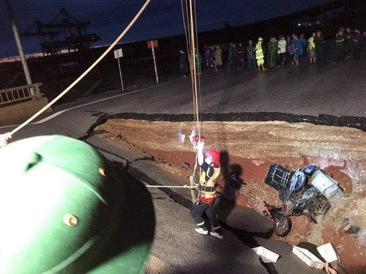 Two dead in road collapse as Tropical Storm Mun makes landfall in Vietnam