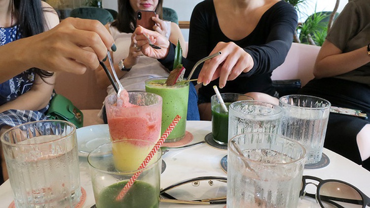 Eco-friendly products gain traction as Vietnam aims eradication of single-use plastics