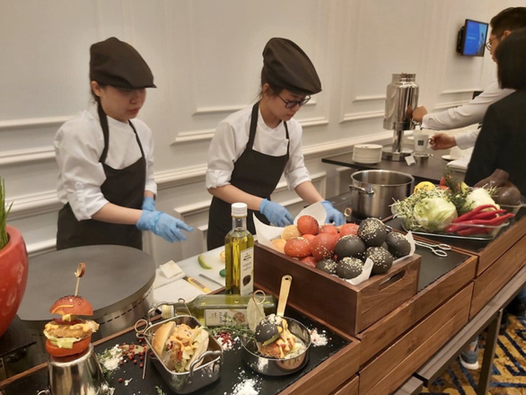 In Vietnam, 5-star hotels outshine 4-star in different aspects: Grant Thornton