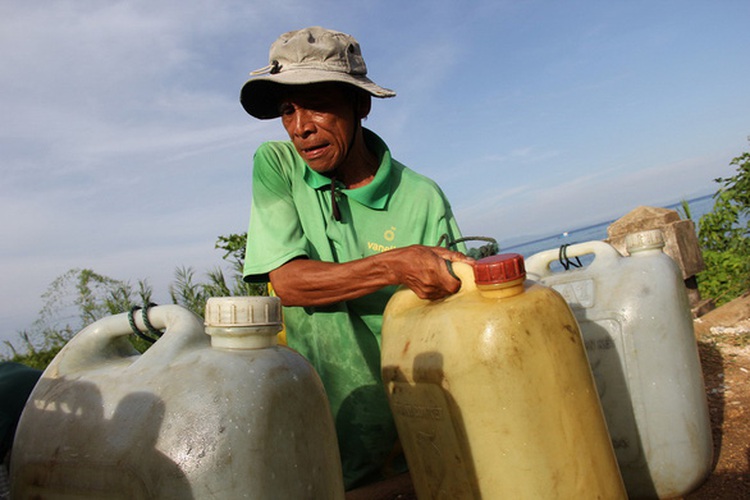 Central Vietnam provinces writhe under probably most serious salt intrusion