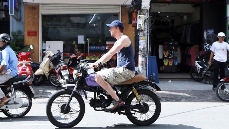 Ho Chi Minh City begins crackdown on foreigners violating traffic laws
