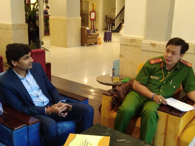 Indian visitor ripped off by bogus Mai Linh driver in Ho Chi Minh City