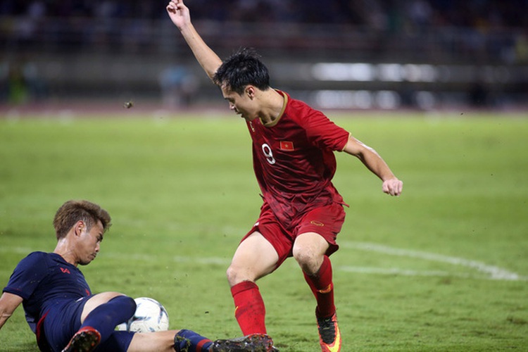 How Vietnam’s love for football leads to country’s loss in telecast right selling game
