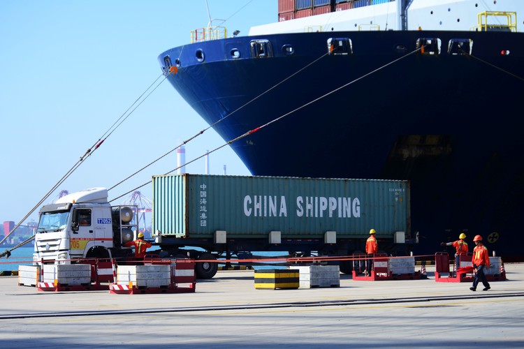 The nature of the US- China trade war and its impact on Vietnam