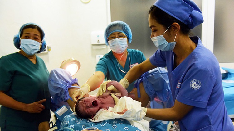 Ho Chi Minh City wakes up to grave impacts of falling birth rate