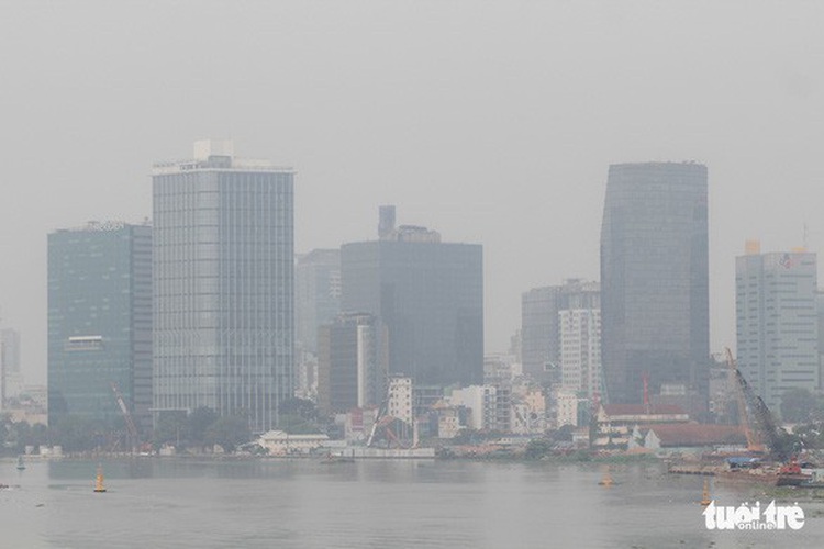 Weather to blame for foggy Ho Chi Minh City: environment department