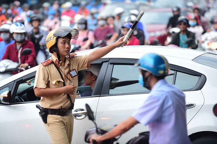 Ho Chi Minh City traffic police chief pays to settle driver’s lawsuit