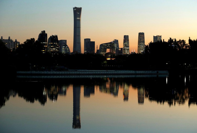 Rich Chinese outnumber wealthy Americans for first time: Credit Suisse