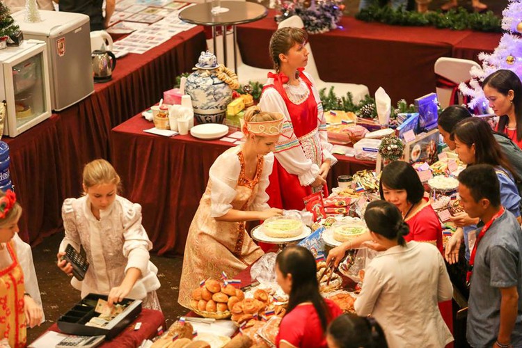 Ho Chi Minh City Consular Club to hold 26th charity bazaar next month