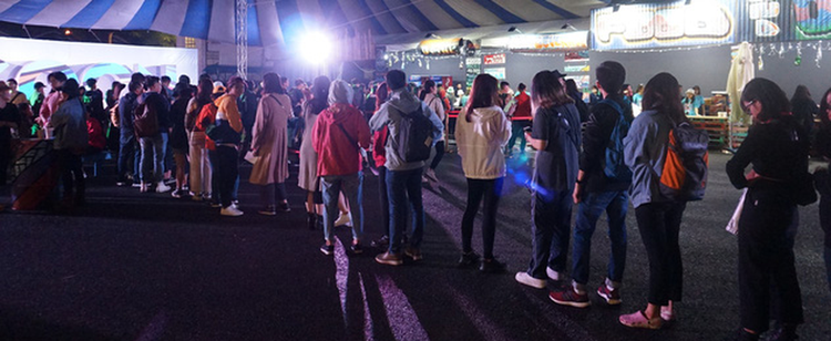 Soaked fans defy rain to party at 2019 Monsoon Music Festival in Hanoi