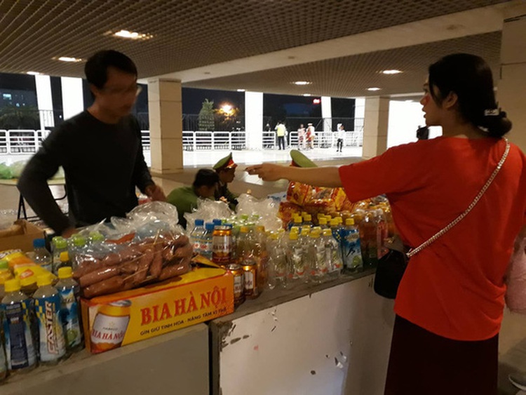 Fans overcharged for services at national stadium during Vietnam’s World Cup qualifier