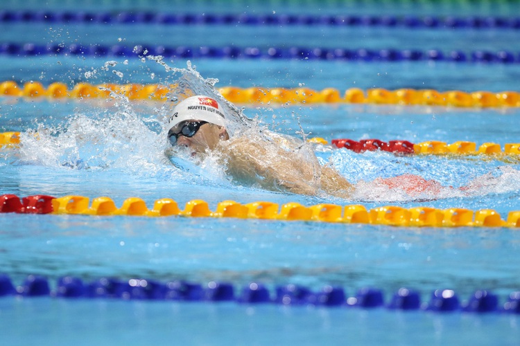 Vietnam swimmer Nguyen Huy Hoang qualifies for 2020 Olympics after smashing SEA Games record