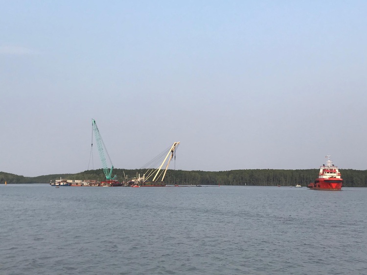 One diver killed, two others missing at shipwreck salvage site in Ho Chi Minh City outskirts