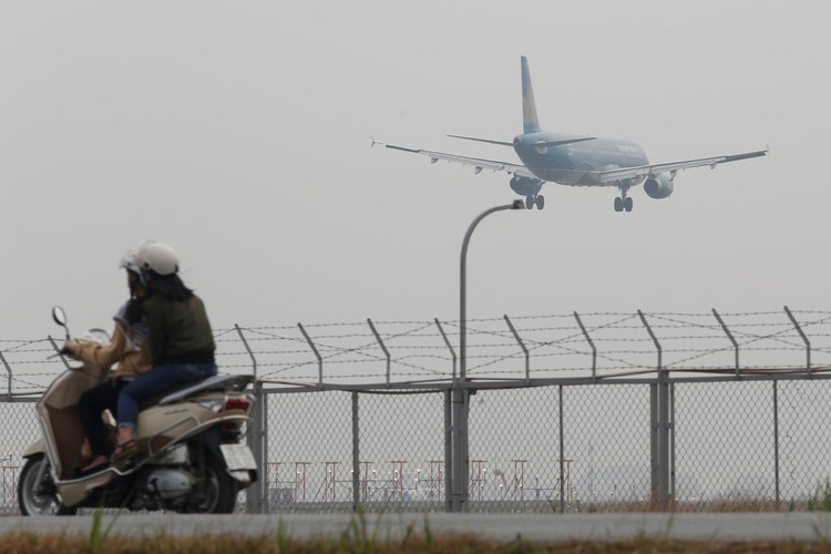 Vietnam's KiteAir seeks 2020 launch in fast-growing aviation market