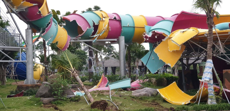 Hanoi’s largest water park demolished 6 months after opening