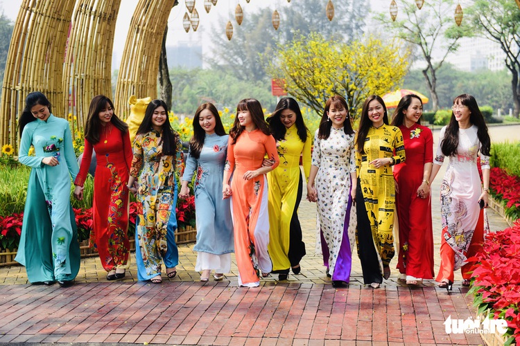 Spring flowers festival returns to expats-packed neighborhood in Ho Chi Minh City