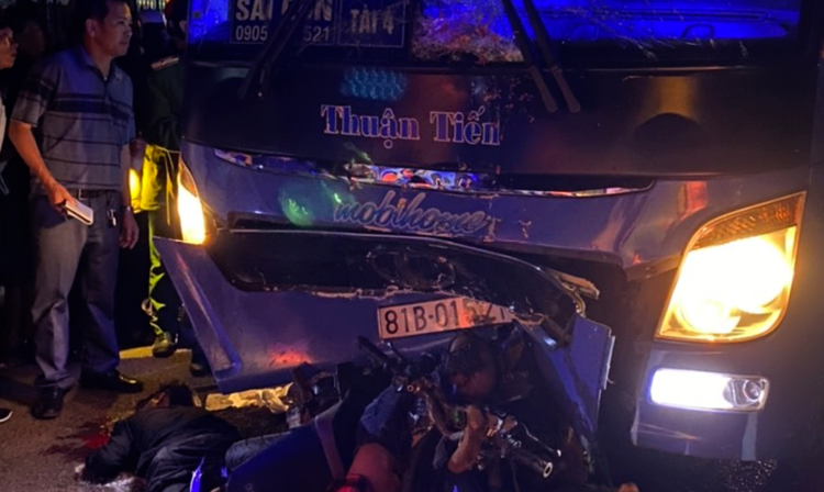 Teenagers killed as motorbike crashes into passenger bus in Vietnam