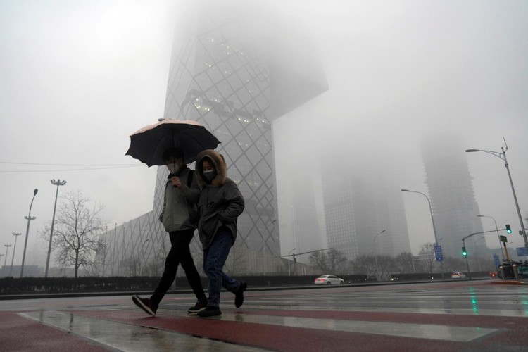 Mainland China adds 573 coronavirus infections in week's highest daily rise