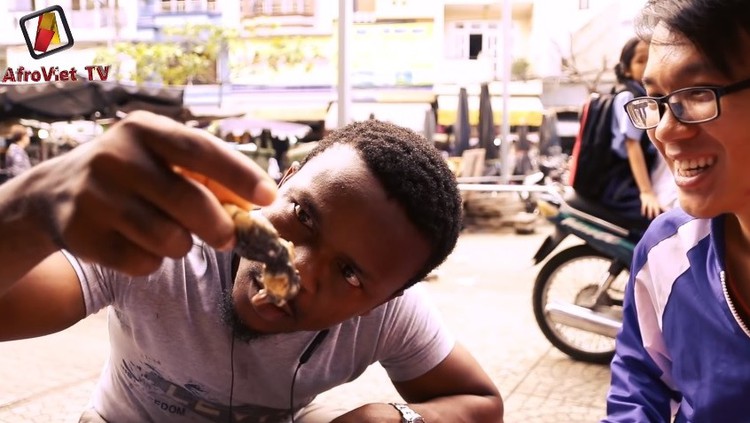 Nigerian YouTuber sheds light on life in Saigon