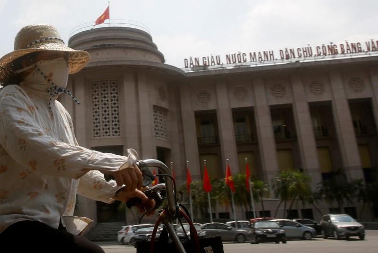 Vietnam central bank to cut policy rates from Wednesday to boost growth