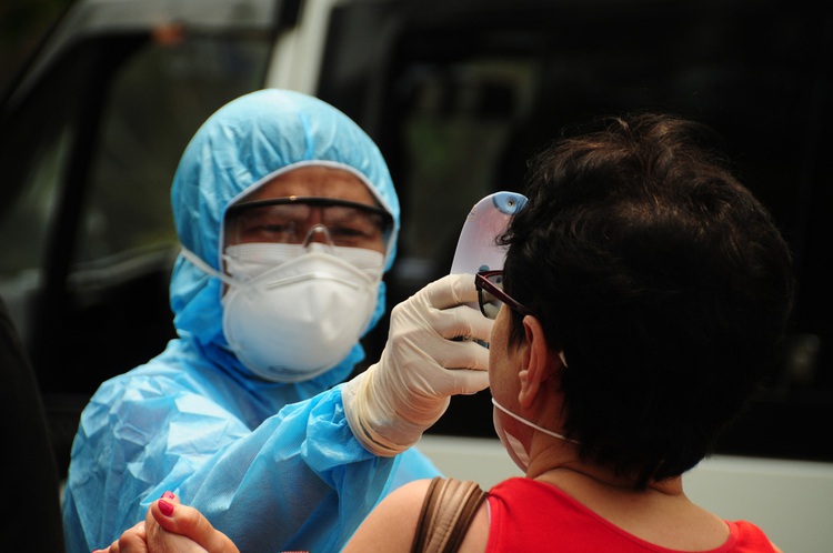 Foreigners treated to 4-star quarantine resort in Hoi An