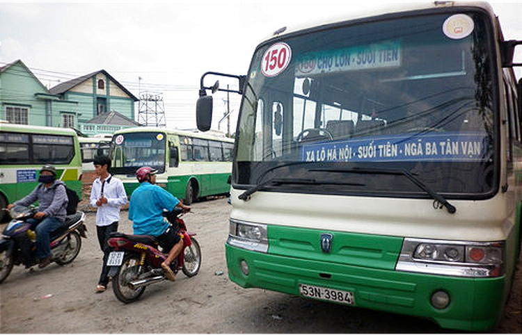 Ho Chi Minh City bans intercity buses, limiting passenger coaches