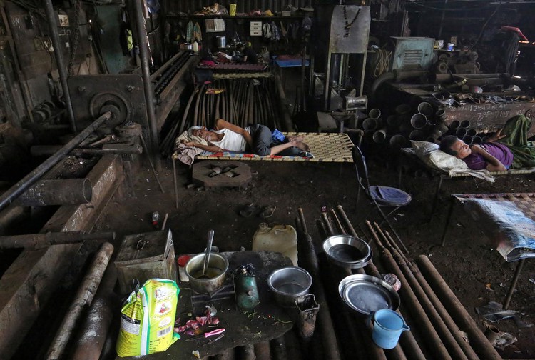 Coronavirus crisis could plunge half a billion people into poverty: Oxfam