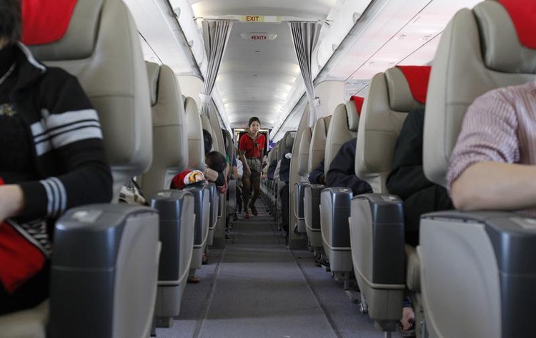 Vietnamese airlines to resume domestic flights from April 16