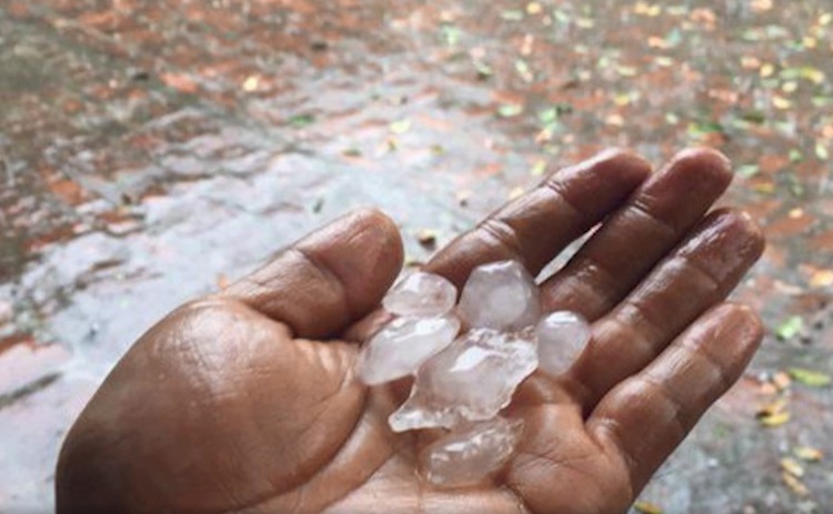 Unusual hail falls in Ho Chi Minh City amidst dry season