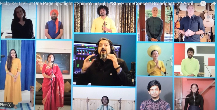 Folk music performance by Vietnamese artist wins over int’l audiences at virtual concert