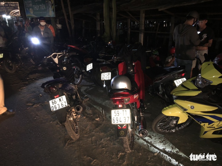 Policeman suffers brain hemorrhage, broken leg after being hit by street racer in Vietnam