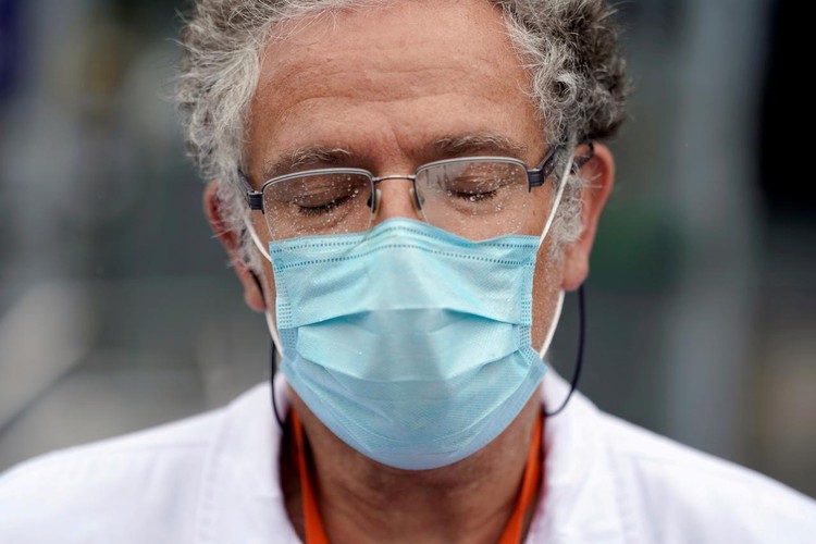 Global coronavirus death toll exceeds 300,000: Reuters tally