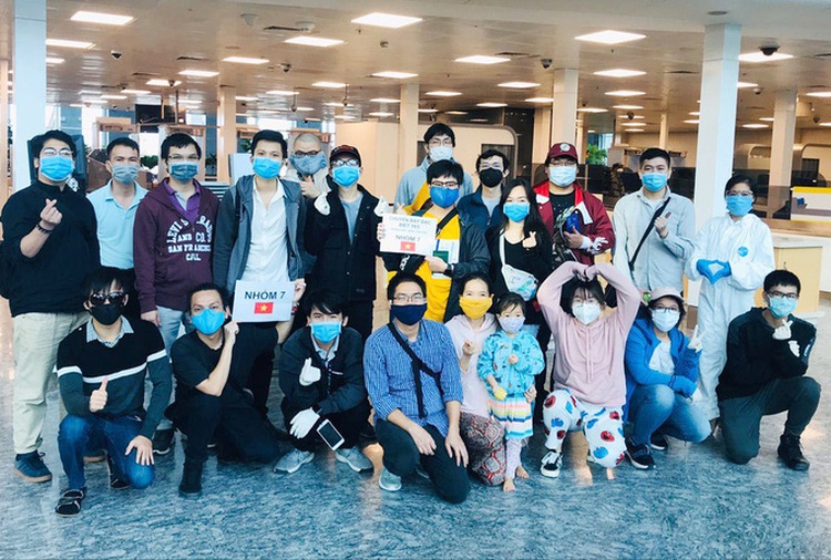 Vietnam repatriates almost 340 citizens stranded in India due to COVID-19