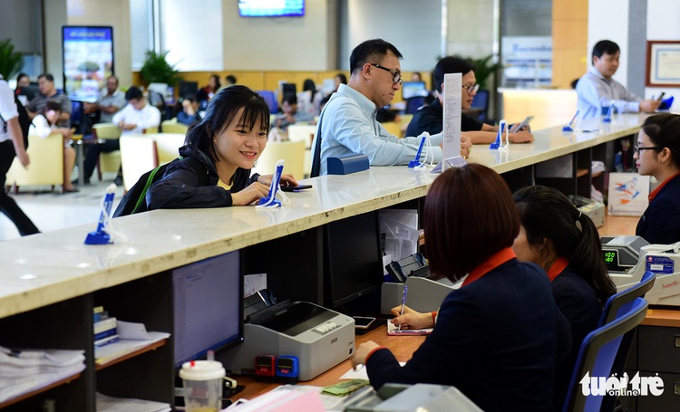 Vietnamese consumers embrace cashless transactions amid COVID-19 pandemic