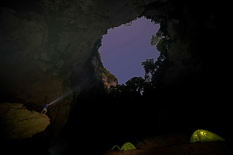 New exit discovered at Kong Collapse in Vietnam’s Phong Nha-Ke Bang cave systems