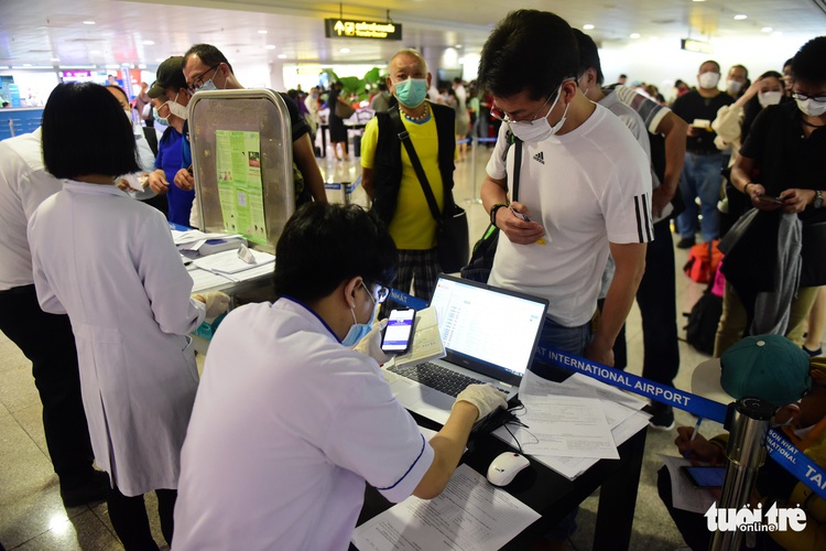 Woman tests negative for coronavirus after illegally crossing China-Vietnam border