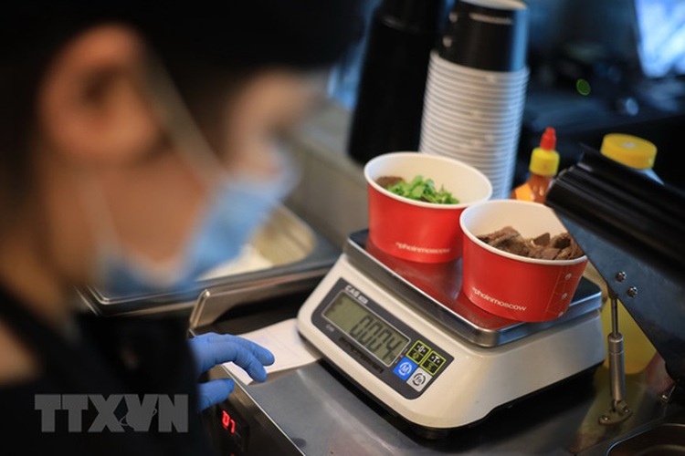 Vietnamese pho brand in Russia offers free lunches to medical staff