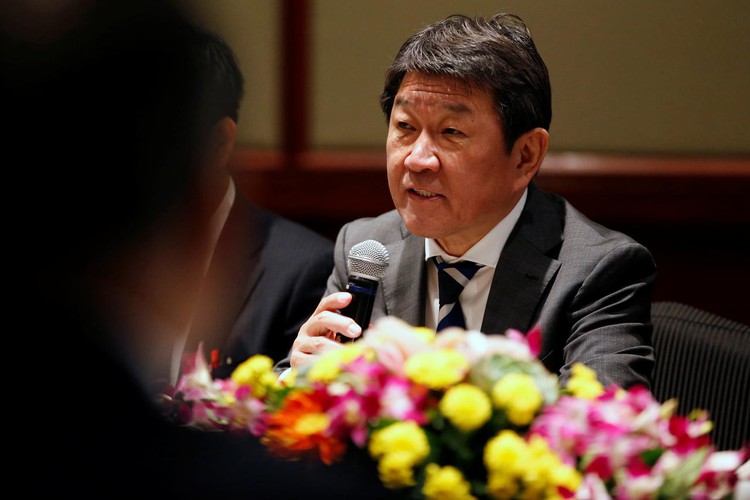Japan hasn't decided to ease entry ban, foreign minister says