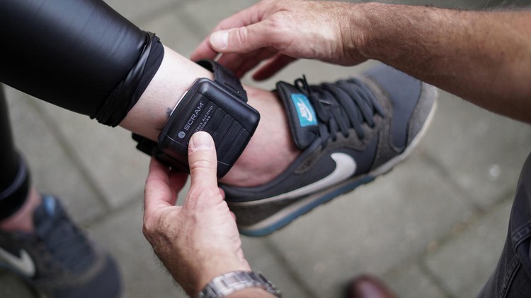 Dutch drink offenders to get teetotal tag to keep them dry