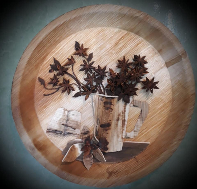 From trash to tableware: Vietnamese man turns areca leaves into plastic alternative