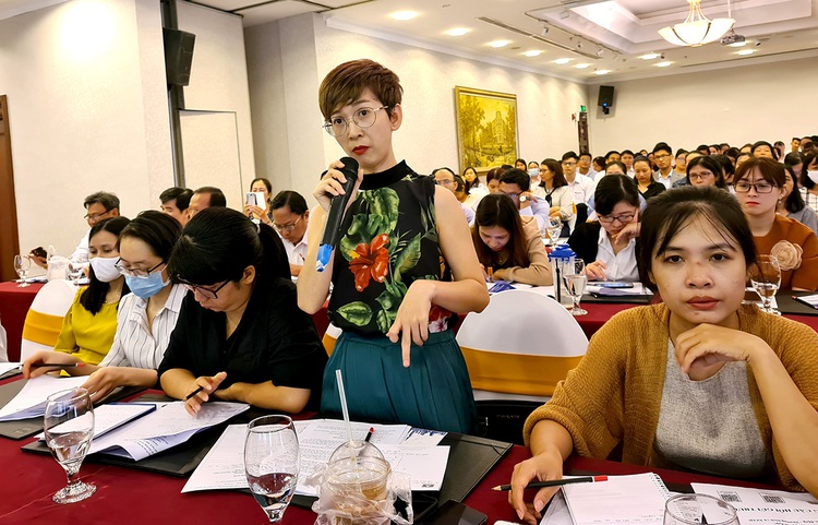 3,000 foreigners to be permitted to enter Ho Chi Minh City for work