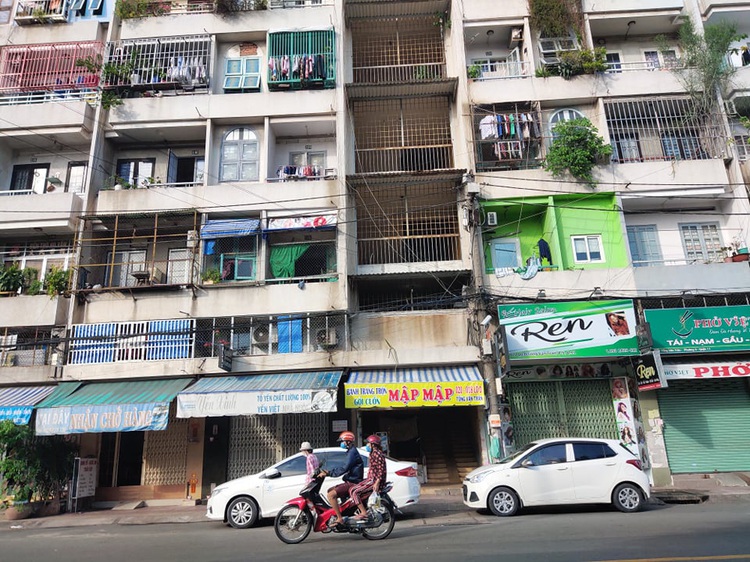 Ho Chi Minh City quarantines daughter, grandson of Da Nang's COVID-19 patient
