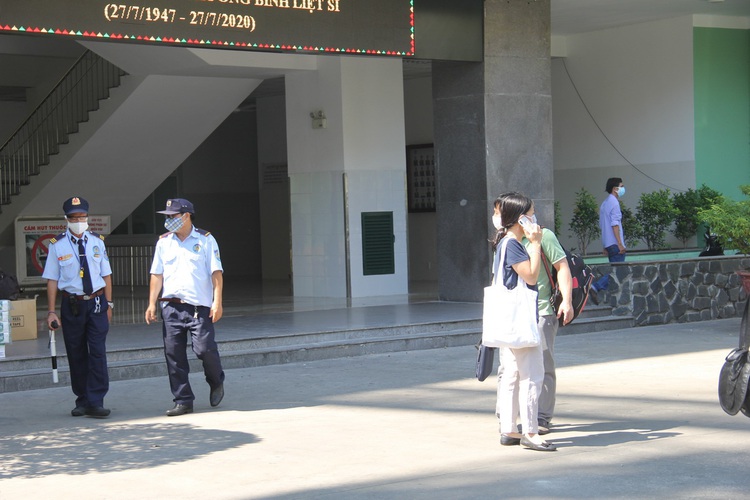 Ho Chi Minh City tightens management of arrivals from Da Nang