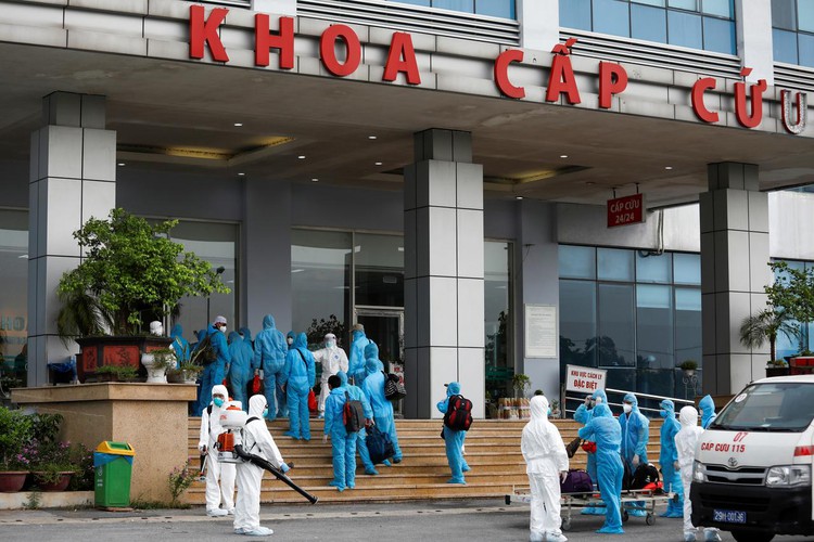 Vietnam brings 140 virus-hit workers home on rare rescue flight from Africa